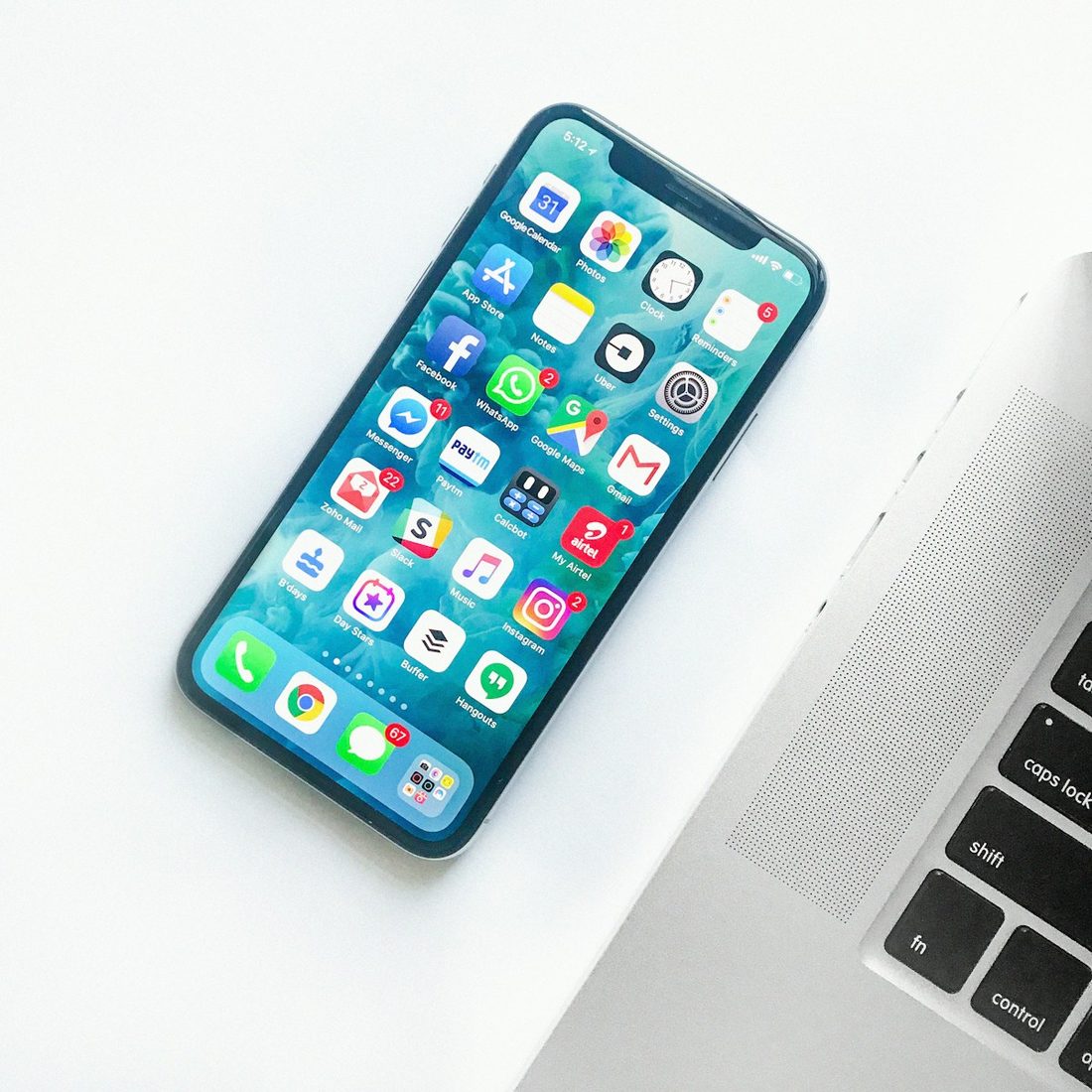 赢点体官方网站 APP 赛程与赛事列表界面示意